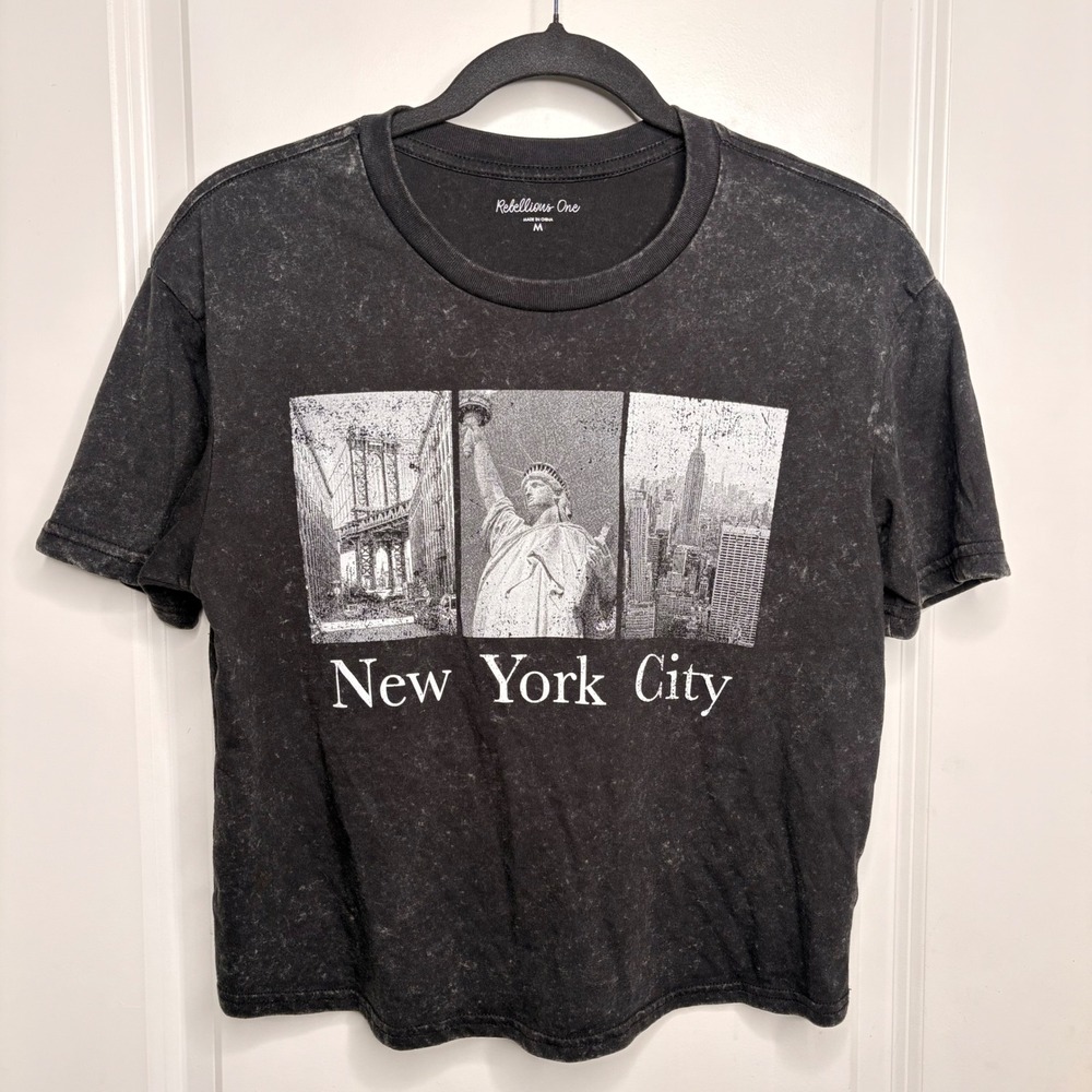 Rebellious One Womens New York City Cropped T-Shirt Acid Wash Black Gray Size M